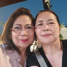 Talent ng Pinoy. Kayang magluto ng kanin at ulam na magkasabay sa iisang  lalagyan. -Bugoy🎸