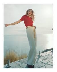 Unlike the characters bosworth has portrayed in television and in film, which are known as townies, kate spent most of her childhood in different cities and states. Kate Bosworth Katebosworth Twitter