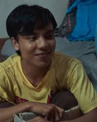 Terima kasih semua yang telah menyaksikan kisah orang biasa jatuh cinta  dengan orang biasa… kisah kita diwakilkan oleh Agus dan Kalis! 💖✨  #SeniMemahamiKekasih pamit dari bioskop ya🫶🏻 #FilmSMK #IDNPictures #IDN  #FilmIndonesia