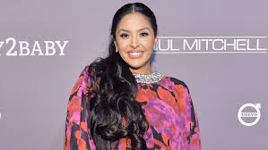 Как жил и любил коби брайант. Vanessa Bryant Daughters Welcome New Puppy Into Family On First Father S Day Without Kobe Bryant Kare11 Com