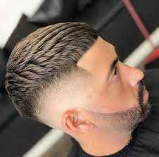 Jolie coiffure homme dégradé coiffure homme : Pin On Top 100 Des Coiffures Homme 2019