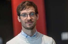 Quand la bande dessinée rencontre les arts de la scène