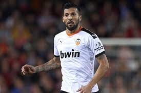 He started his career with newell's old boys but moved to spain at the age of 19. Valencia S Ezequiel Garay Says He Tested Positive For Coronavirus Bleacher Report Latest News Videos And Highlights
