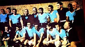 Die uruguayische fußballnationalmannschaft repräsentiert uruguay bei fußballspielen auf internationaler ebene. Die Wm 1950 Wm Geschichte Weltmeisterschaften Turniere Die Mannschaft Manner Nationalmannschaften Mannschaften Dfb Deutscher Fussball Bund E V
