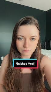 Fiona Erickson's Instagram, Twitter & Facebook