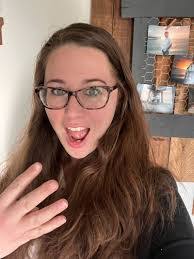 Camilla Austin's Instagram, Twitter & Facebook