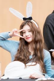 Yiren Pics On Twitter Pretty Korean Girls Beauty Pop Kpop Girls