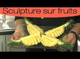 Decoration Culinaire Sculpter Un Ananas En Etoile Youtube