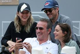 Guillaume canet et sa compagne, marion cotillard, ont contracté le virus qui terrasse la planète depuis janvier. ÙˆÙ‡Ù„Ù… Ø¬Ø±Ø§ Ù„ÙˆÙ† Ø§Ù„Ø²Ù‡Ø± Ø±Ø£Ø³Ø§ Ø¹Ù„Ù‰ Ø¹Ù‚Ø¨ Marion Cotillard Casquettes Dsvdedommel Com