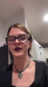 Jennifer Ragin's Instagram, Twitter & Facebook