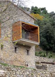 El Bosquet Montagut La Garrotxa Spain Arcadi Pla I Masmiquel Arquitecte Maison Contemporaine Facade Maison Maisons De Pierre
