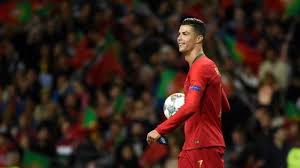 Sebelumnya timnas portugal dikenal sebagai negara kuat yang tidak pernah menjadi juara di turnamen besar, yaitu piala dunia dan piala eropa. Jelang Euro 2020 Aksi Gila Ronaldo Terekam Saat Portugal Vs Spanyol Andalan Juventus Bikin Kagum Tribun Kaltim