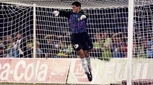He is best known for helping his country reach the 1990 fifa world cup final with his penalty kick. Sergio Goycochea Fue El Heroe De La Copa Del Mundo 1990