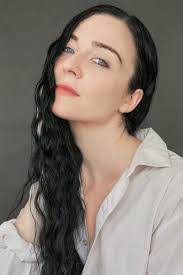 Danielle Swan's Instagram, Twitter & Facebook