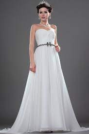 This is quite easy to do and yet looks super elegant and vintage. Edressit Simple Yet Elegant Strapless Wedding Dress 01111707