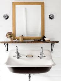 cottage bathroom