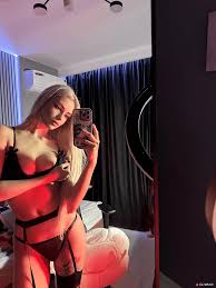 Алина – самые горячие сливы 18+