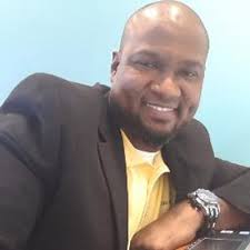 Charles Lucas Jr. (@jr_clucas)