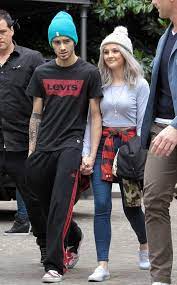 533 likes · 1 talking about this. Zayn Malik Perrie Edwards Why They Postponed Their Wedding Zerrie Zayn Zayn Malik