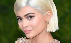 Kylie jenners schwangerschaft darum hielt sie baby geheim. Kylie Jenner Luftet Endlich Das Geheimnis Um Ihre Schwangerschaft