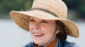 Sissy Spacek as Josie Cahill