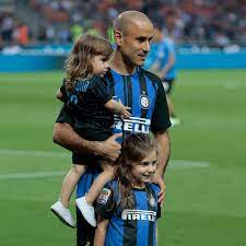 Born 5 february 1982) is an argentine professional footballer who plays as a forward for italian club bologna. A Tribute To Rodrigo Palacio The Right Player At The Wrong Time Serpents Of Madonnina