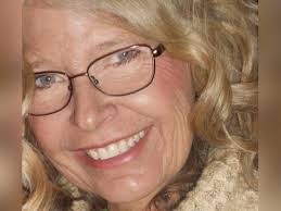 Beth Wallingford's Instagram, Twitter & Facebook