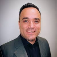 1800+ perfiles de «-angel Capparelli»