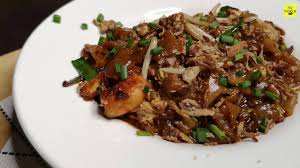 Sedapnya char kuey teow kat pasar malam tu… tadi dah beli barang sebab rasa teringin pulak nak makan. Terbaru Char Kuey Teow Resepi Mudah Resepi