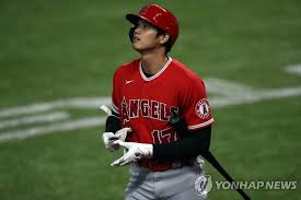 Jun 26, 2021 · 오타니 24호포 치자 곧바로 게레로jr 25호포… 괴물들의 홈런왕경쟁; 330ë§Œë‹¬ëŸ¬ Vs 250ë§Œë‹¬ëŸ¬ Mlb ì˜¤íƒ€ë‹ˆ ì—°ë´‰ ì¡°ì • ì‹ ì²­ ì—°í•©ë‰´ìŠ¤