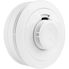 Over 300,000 irish homes have no smoke alarms fitted, many have simple smoke alarm detectors that offer limited protection. Samsung Smartthings Adt Smoke Alarm F Adt Smk 1 B H Photo Video