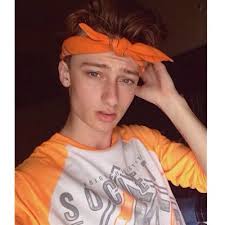 Nick Caro (@Xanfull)