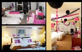 Hen Party Decorating The Hens Room Decor Hotels Room Kitchen Decor Modern