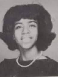 If you graduated from fox in 1955, you will remember Phyllis Carson Harmon.  She passed away yesterday in Plano Texas.