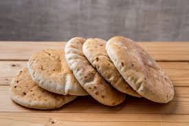 It can be white (normal flour) or brown when made with wholemeal flour. Israeli Pita Bread Recipe Recipesavants Com