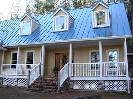 Browse 181 blue metal roof on houzz whether you want inspiration for planning blue metal roof or are building designer blue metal roof from scratch, houzz has 181 pictures from the best designers, decorators, and architects in the country, including smith & vansant architects pc and global home improvement. Traditional House With Blue Roof Color Traditional House With Blue Roof Color Design Ideas And Photos House Paint Exterior Blue Roof Metal Roof Houses