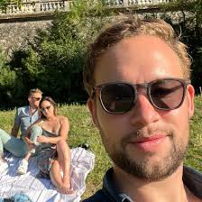 Amanda McLernon and Aaron Winkelmann's Wedding Website