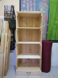 Dapur ini cukup sederhana, sehingga anda dapat membuatnya sendiri. Rak Serbaguna Dari Kayu Palet Palet Kayu Rak Rak Terbuka