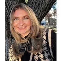 Jennifer Kaderka's Instagram, Twitter & Facebook