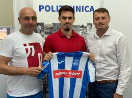 Lista completă de meciuri ale echipei poli iași în toate competițiile din care face parte, programări meciuri, rezultate meciuri, meciuri viitoare. Transferuri Poli IaÈ™i Pentru Sezonul 2019 2020 Libertatea