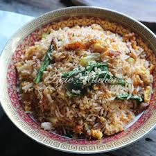 It has spread across indonesian cuisine to the cuisines of neighbouring southeast asian countries such as malaysia, singapore, brunei and the philippines. Nasi Beriani Kambing Pakistan Yang Memang Super Duper Sedap Azie Kitchen Makanan Sehat Buah Segar Masakan