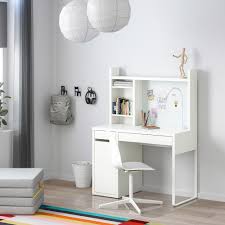 Micke Bureau Wit 105x50 Cm Koop Hier Ikea In 2020 Micke Schreibtisch Schreibtisch Weiss Kinderschreibtisch