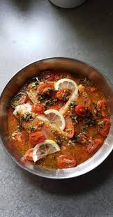 Ailes De Raie En Tajine Aile De Raie Tajine Poisson Cuisine Poisson