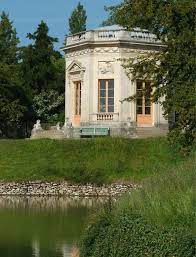 le belvedere ou pavillon de musique de marie anoinette dans les jardins du petit trianon the belvedere or marie antoinette s musi paesaggi panoramico giardino