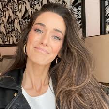 Amy Lentz's Instagram, Twitter & Facebook