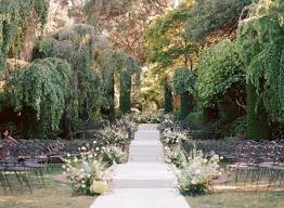 Style Me Pretty In 2020 Garden Wedding California Garden Wedding Venue Garden Venue