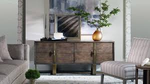 The right gray can make a dining space feel soulful and soothing, or fresh and contemporary—sometimes all four at once. Knoxville Wholesale Furniture