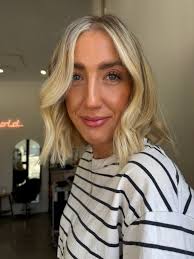 🎉 FREE WASH AND STRAIGHTEN 🎉 I'm a new first year apprentice learning how  to straighten hair. Ideal models will