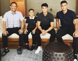 Parents, fandi ahmad and wendy jacobs, are singapore's golden couple and the closest thing we have to the beckhams. Fandi Ahmad Super Dad Of 5 On Raising Active Kids And Keeping Your Kids Humble