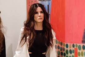 Ocean's 8 (stylized onscreen as ocean's eight) is a 2018 american heist comedy film directed by gary ross and written by ross and olivia milch. Ocean S 8 Director Gary Ross On Recreating The Met Gala Celebrity Cameos Pranking Cartier